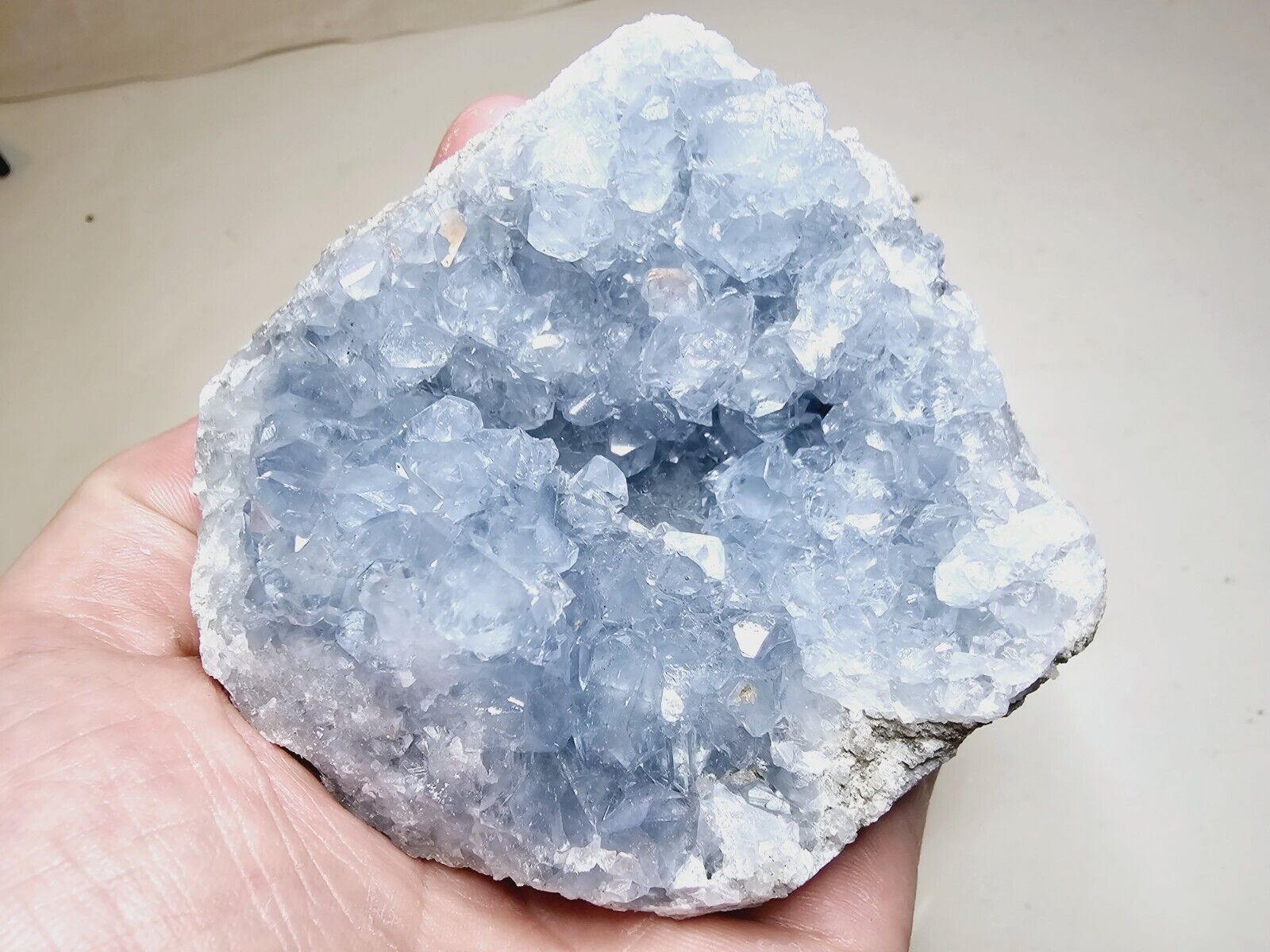 Beautiful Sparkling Blue Celestite Geode Celestine Crystal Cluster 9 x 8 x 4 cm