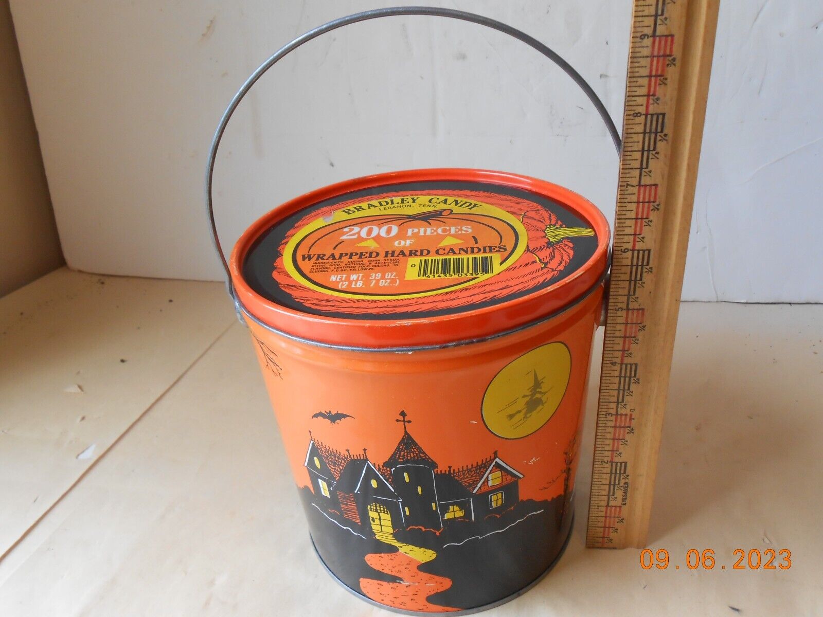 Rare 1982 General Can Halloween Tin Bucket Jack O Lantern Litho Metal Witch