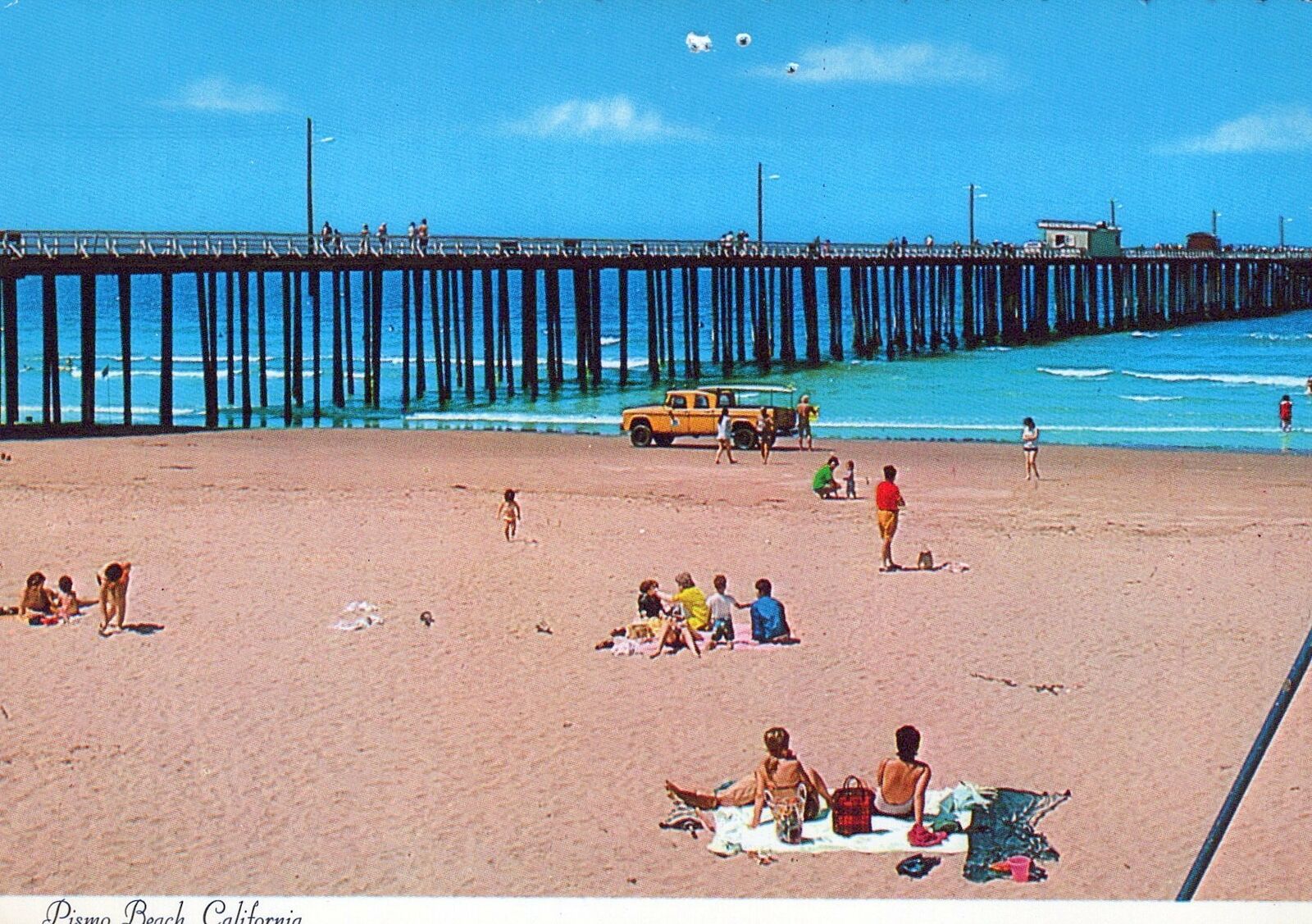 VINTAGE CONTINENTAL SIZE POSTCARD PISMO BEACH CALIFORNIA MAILED 1976