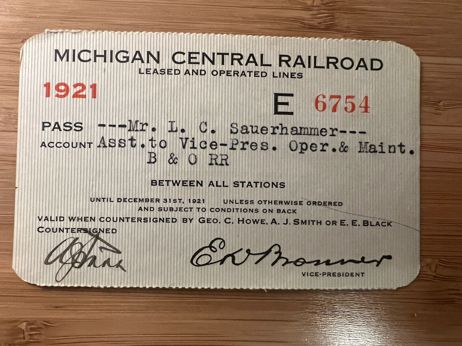 1921 MICHIGAN CENTRAL RAILROAD ANNUAL PASS BETWEEN ALL STATIONS - HH25