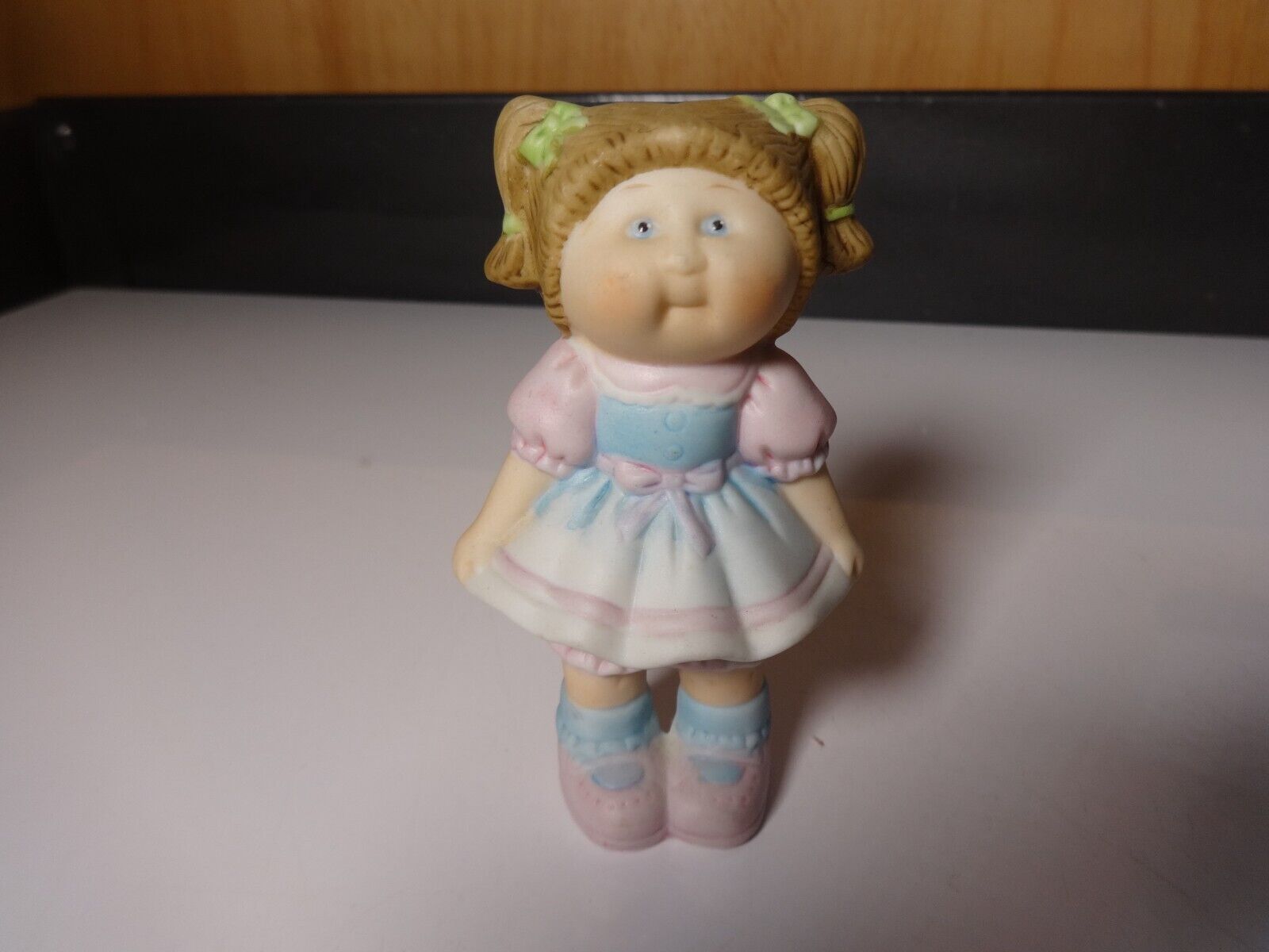 Ceramic Special Thoughts for Special People Little Girl  1984 Cabbage Patch