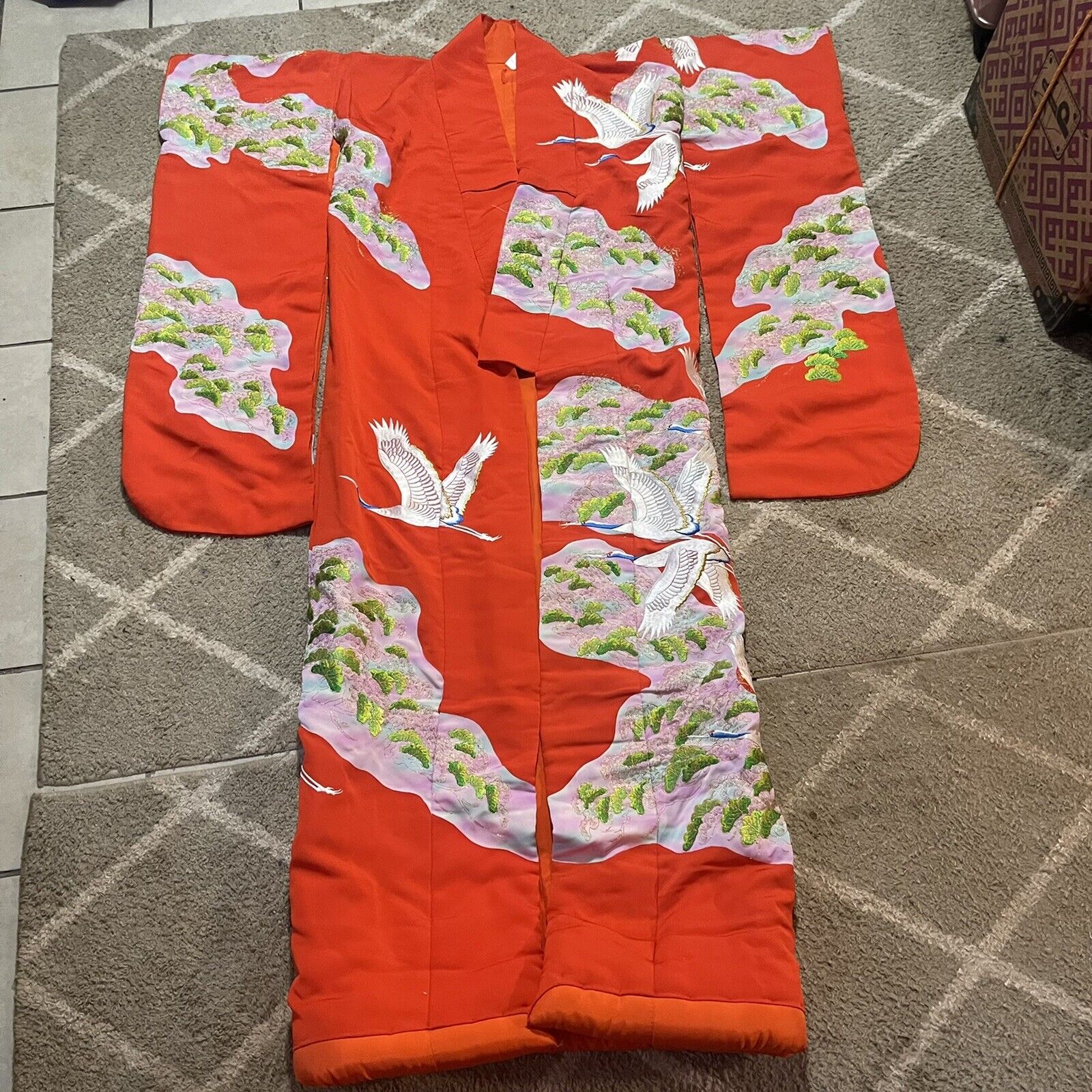 Japanese Uchikake 100% Silk Wedding Kimono Robe Embroidered Birds Red Japan