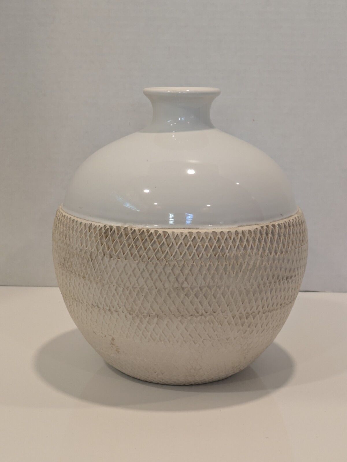 Honeycomb Italian Pottery Vase 1960s Raymor WHITE Matte Finish w Gloss