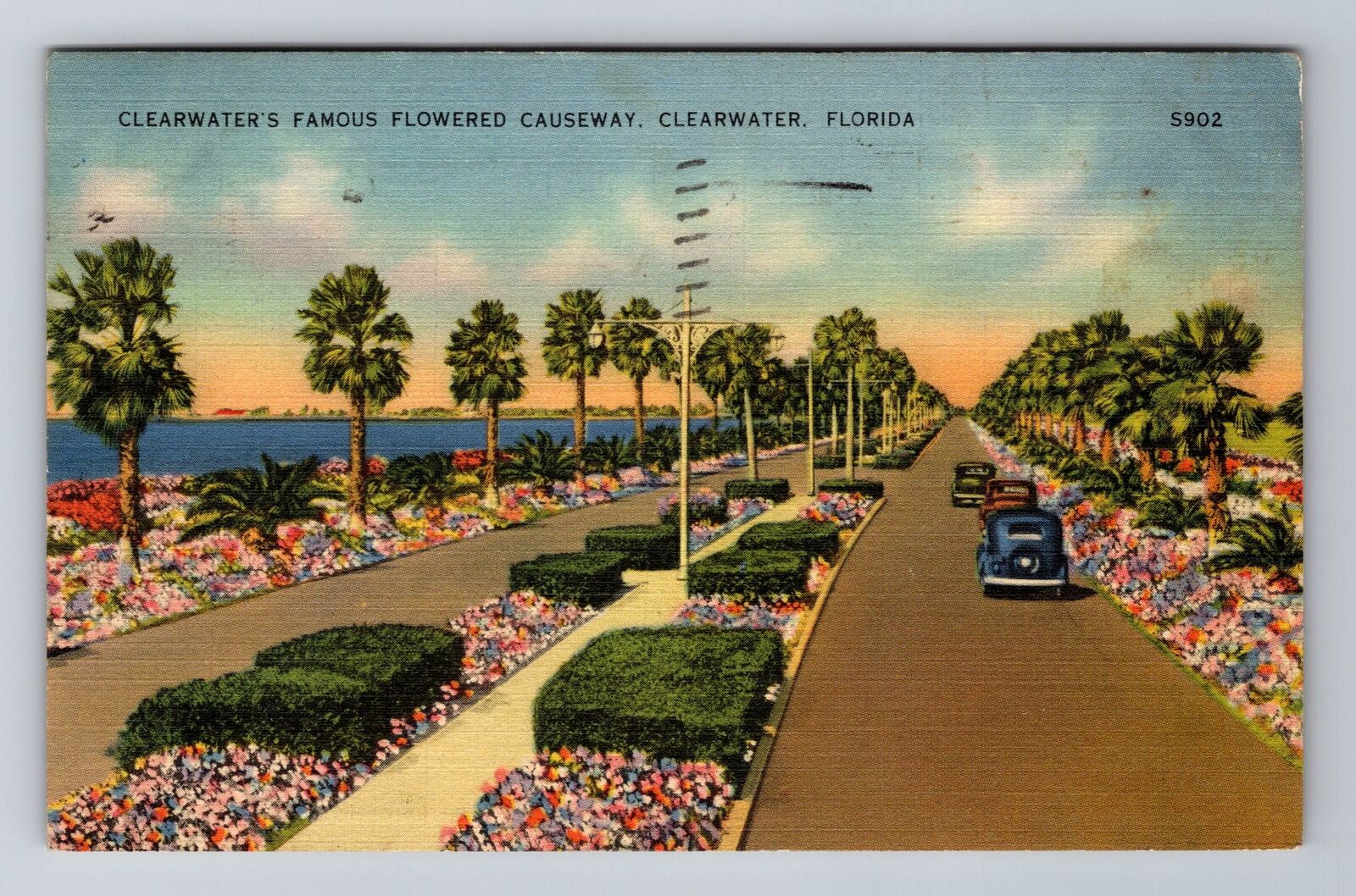 Clearwater FL-Florida, Clearwater\'s Flowered Causeway, c1940 Vintage Postcard