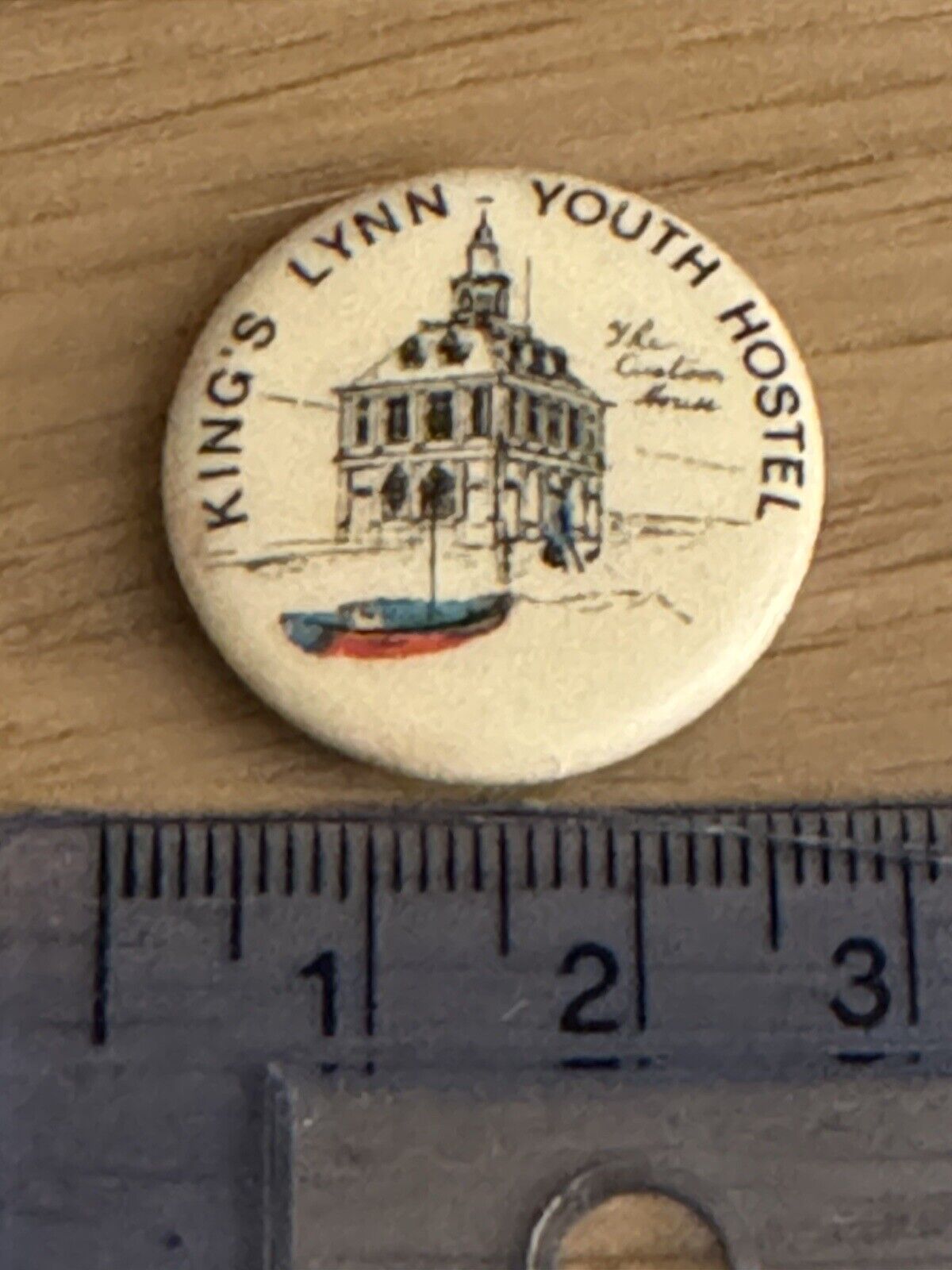 Vintage UK Youth Hostel Pin Button Badge - Kings Lynn