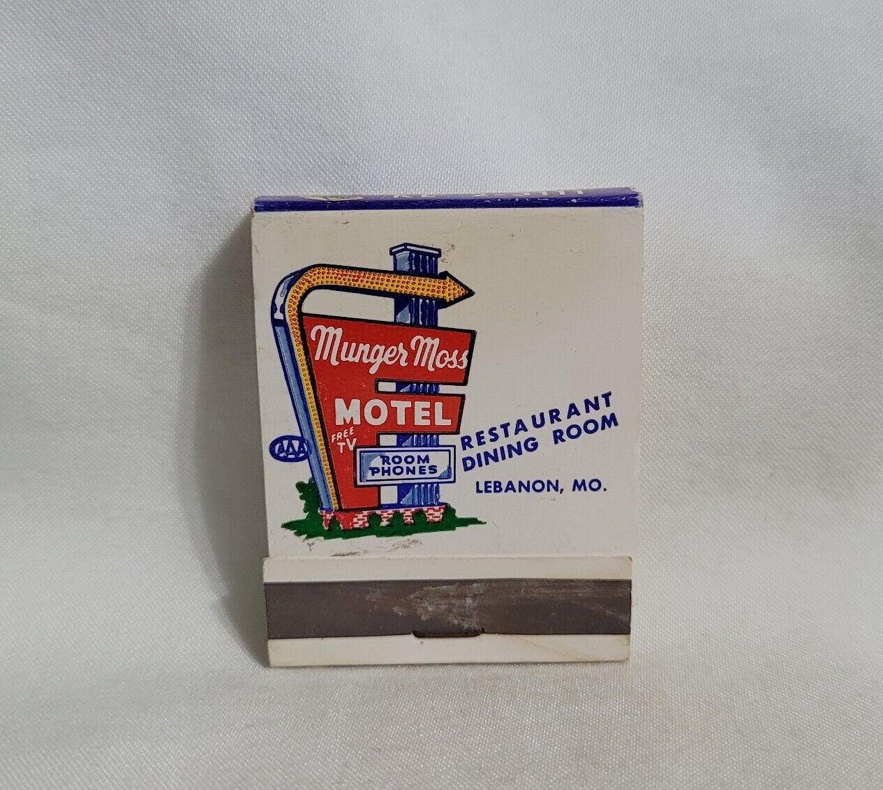 Vintage Munger Moss Motel Hotel Restaurant Matchbook Lebanon MO Advertising
