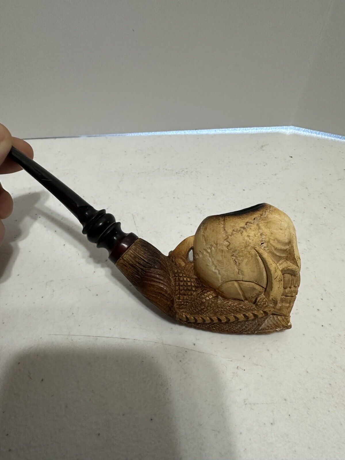 Antique Hand Carved Meerschaum Skull And Lizard Claw Pipe W/ Bakelite Tip