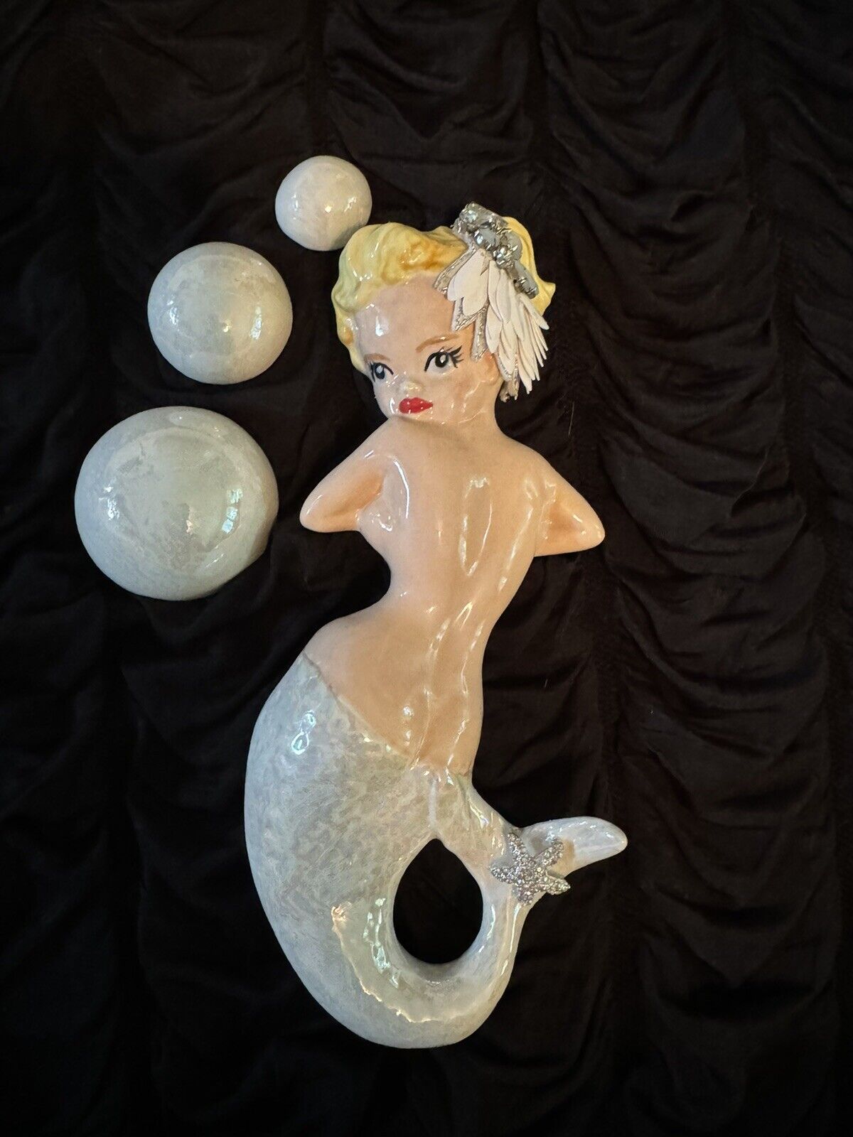 *RARE*Vintage inspired Mermaid pinup wall piece with bubbles
