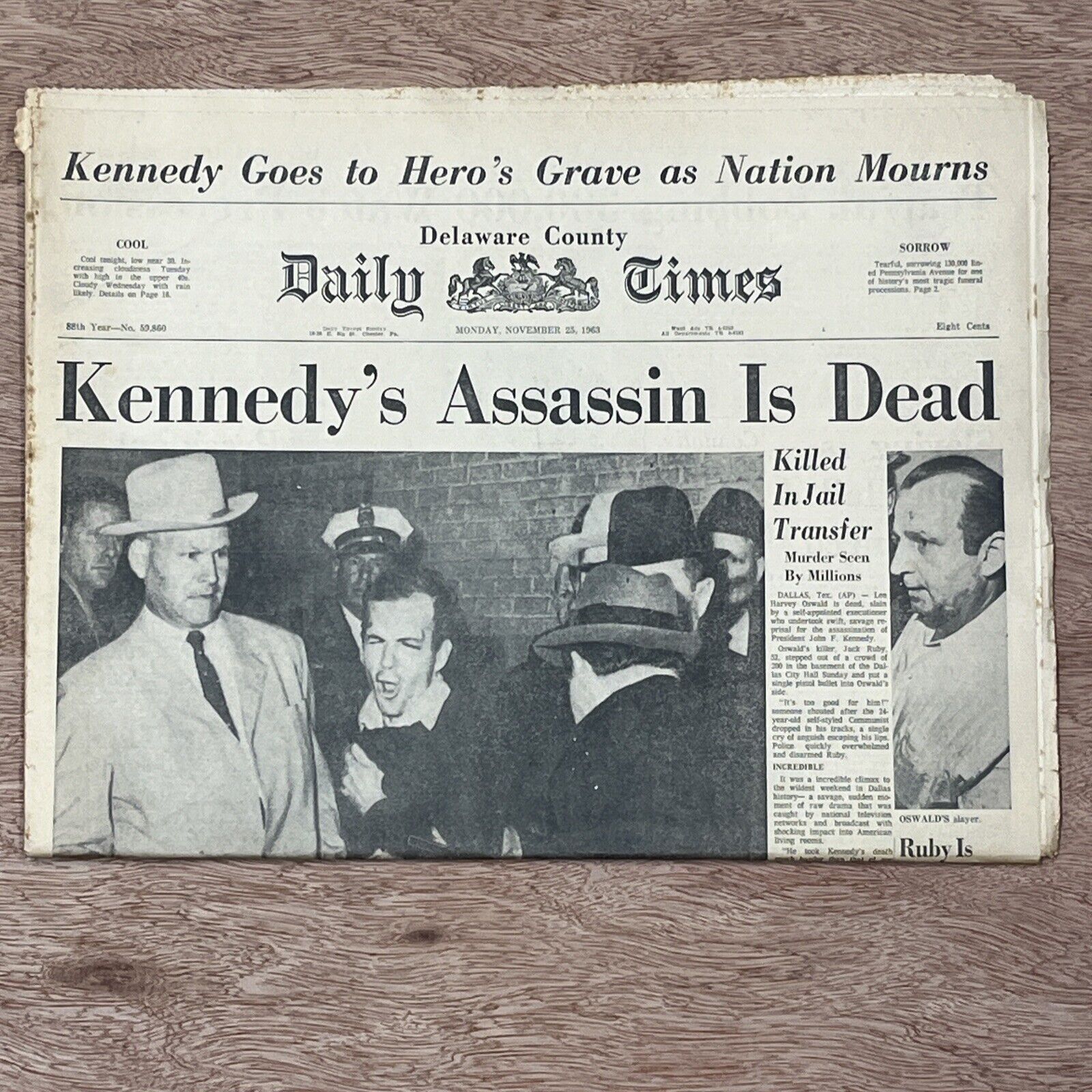 Delaware County Daily Times From November 25, 1963. JFK. Lee Harvey Oswald Shot.