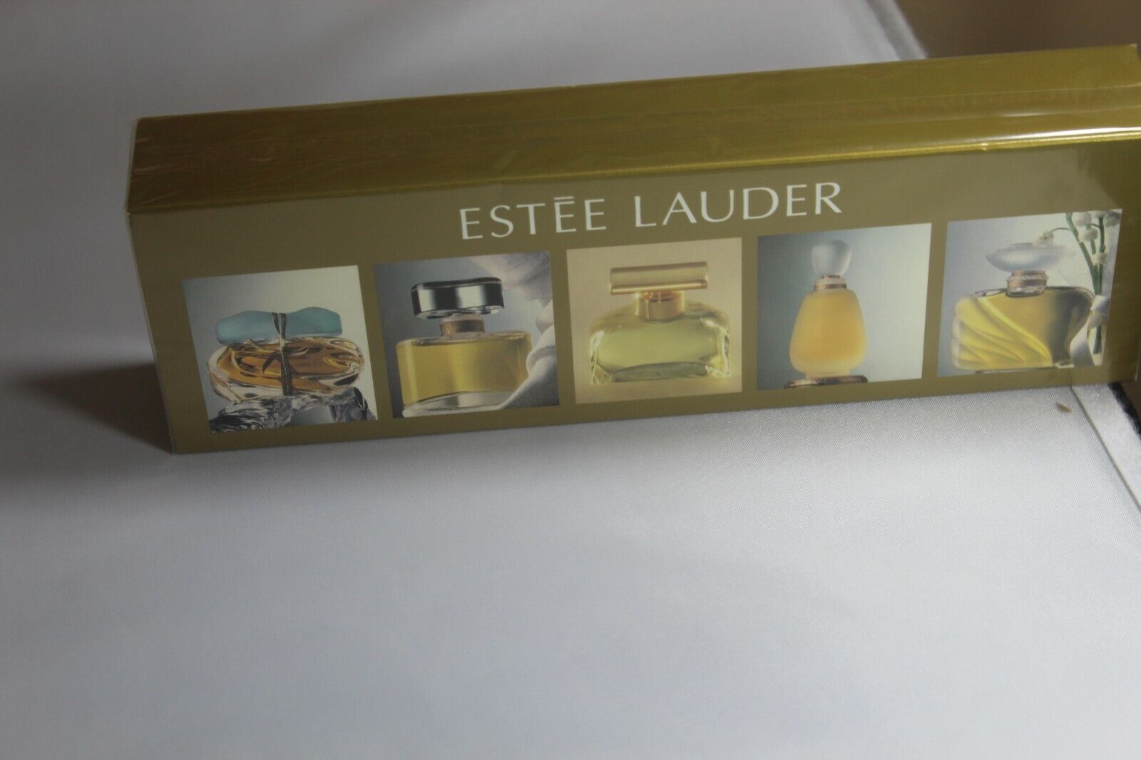 Estee Lauder Parfum Set with 5 Mini pure Parfums, estee, spellbound, knowing etc
