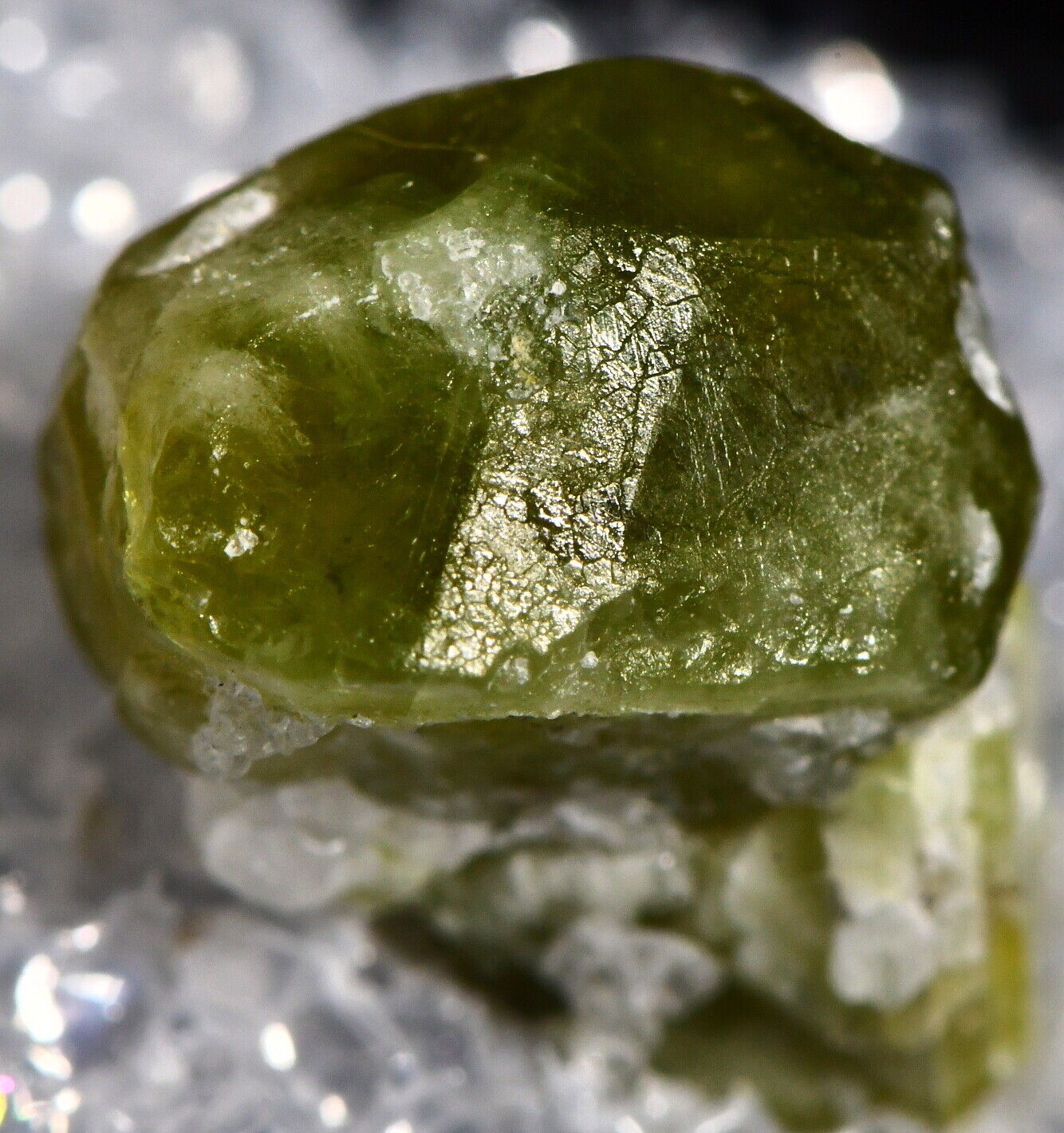 GRENVILLE PROVINCE DIOPSIDE CRYSTAL, HWY 5 ROADCUT. WAKEFIELD, QUEBEC, CANADA  1