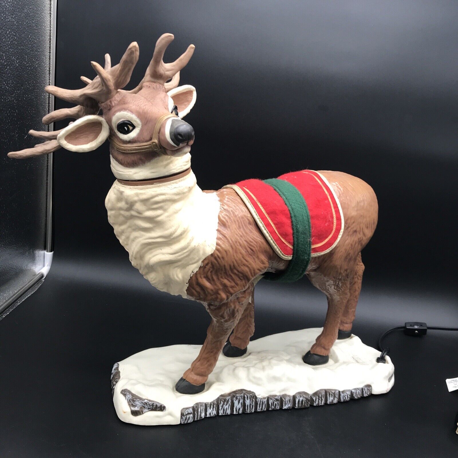 Reindeer Head Moves Holiday Creations 16” Tall X 15” VTG 1998 Rare Working