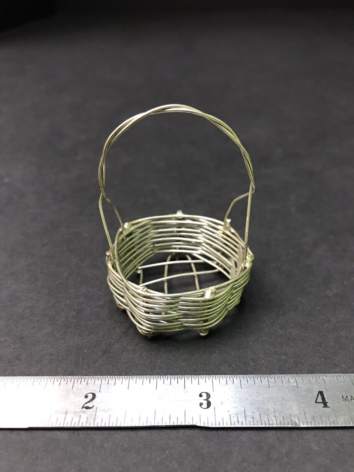 New Miniature Handmade Wire Basket Decorative