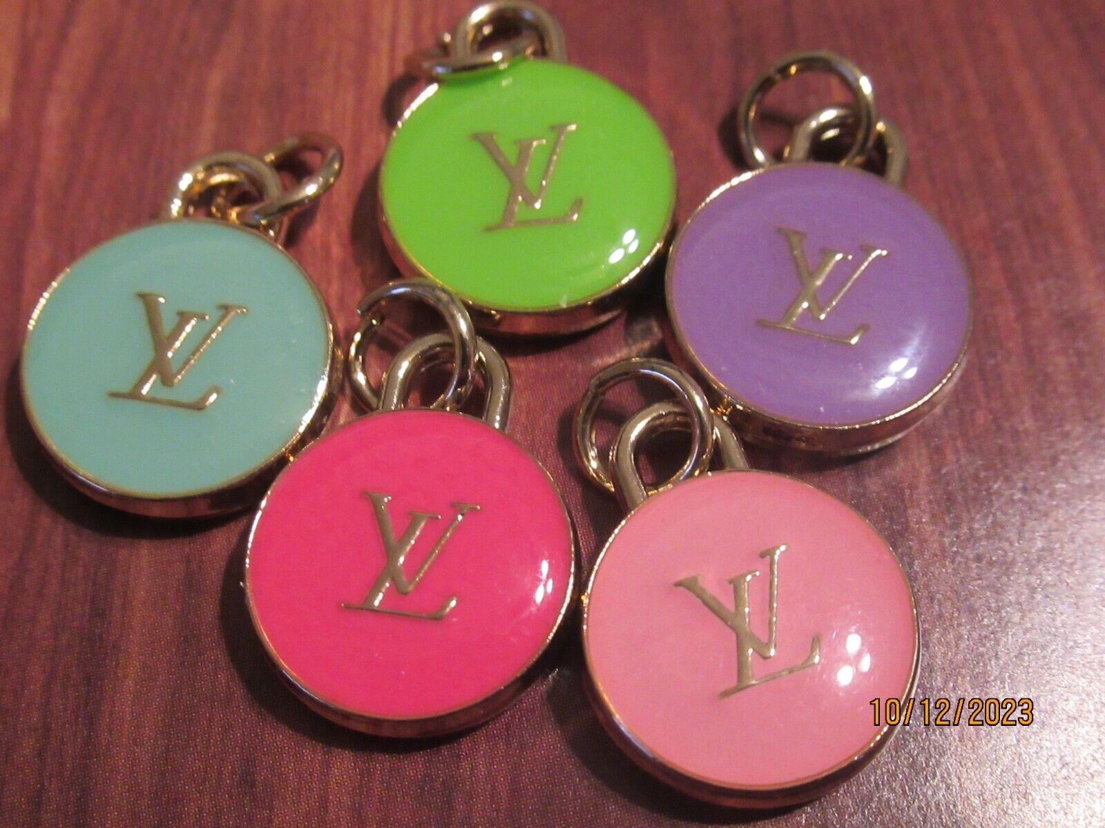 LV VUITTONS  5 ZIP PULL  charm  19x15MM , GOLD  tone, PINK THIS IS FOR 5
