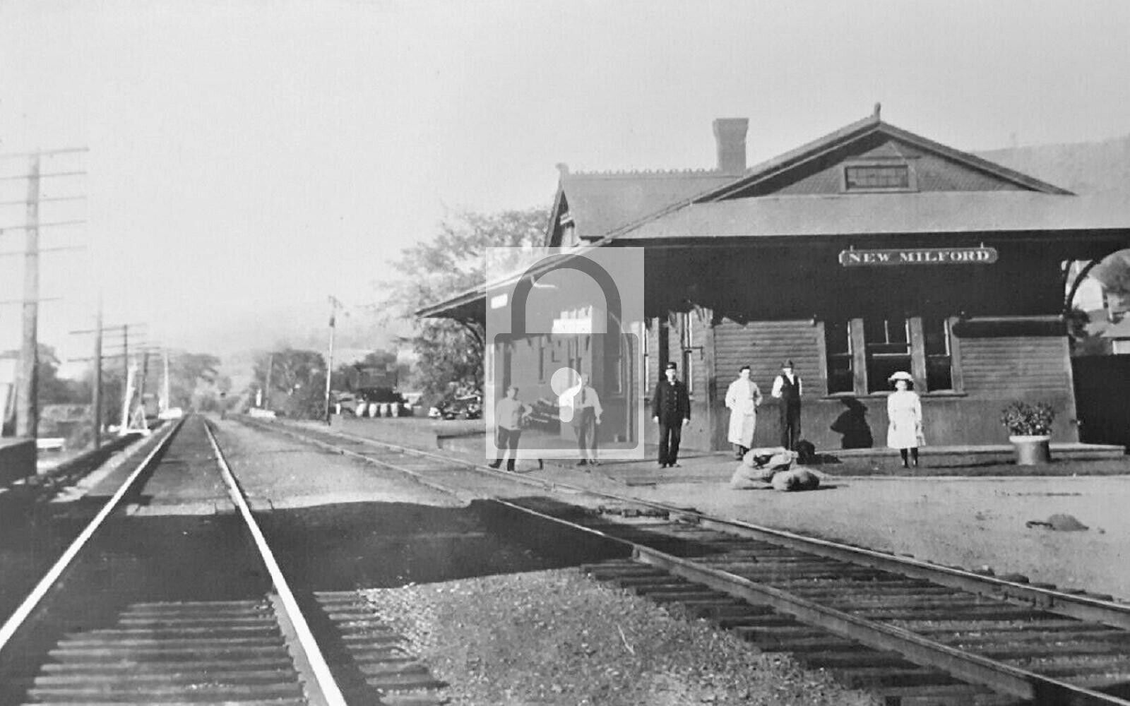Railroad Train Station Depot New Milford Pennsylvania PA Reprint Postcard