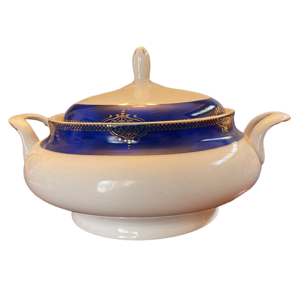 Pegasus Fine Porcelain Soup Tureen Blue & Gold Detail