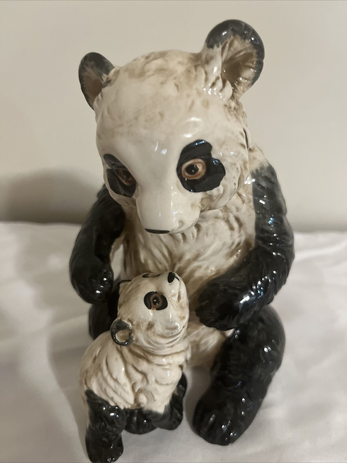 Ceramic Panda With Baby Glossy Finish 