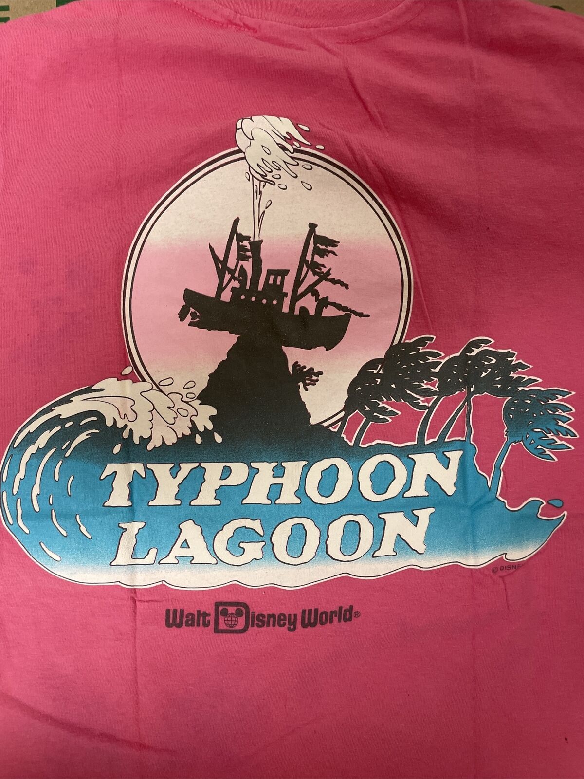 Walt Disney typhoon lagoon girls, pink shirt size small Vintage