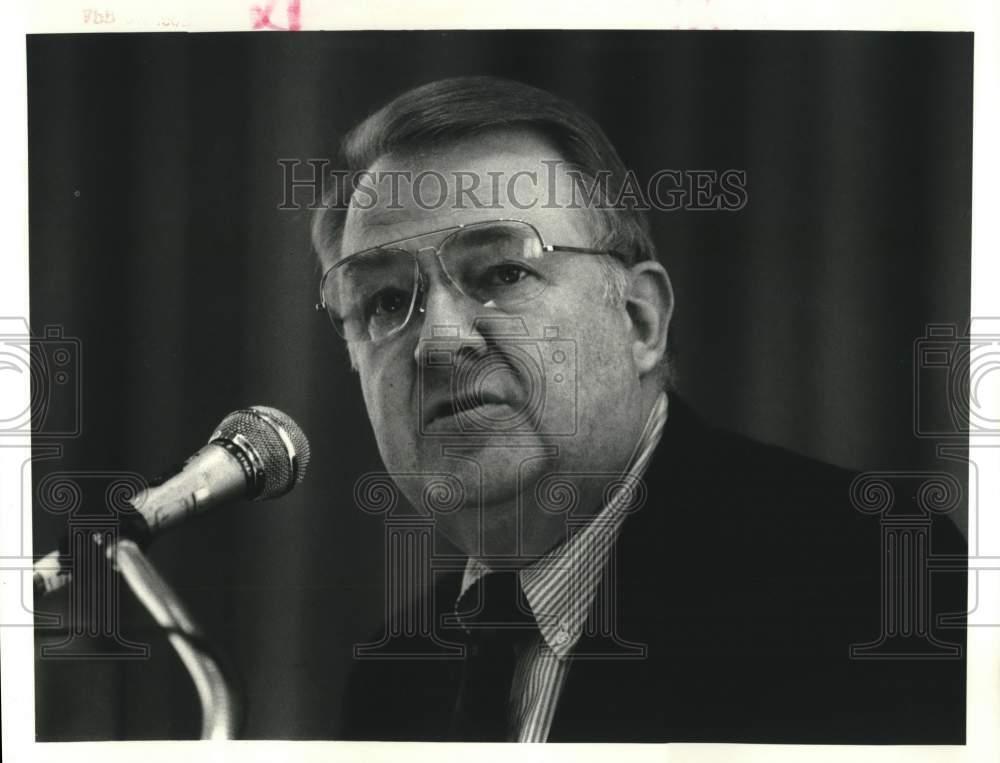 1987 Press Photo Attorney General Edwin Meese Addresses Judicial Conference