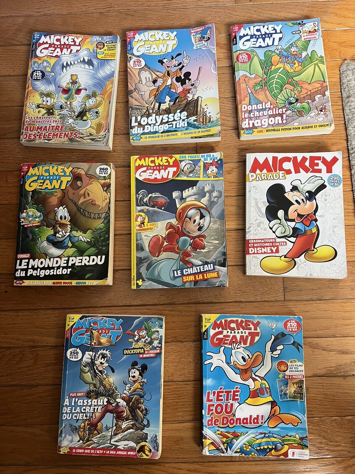 Mickey parade Géant Disney - French Magasin 8 Volumes. Used In Good Condition.