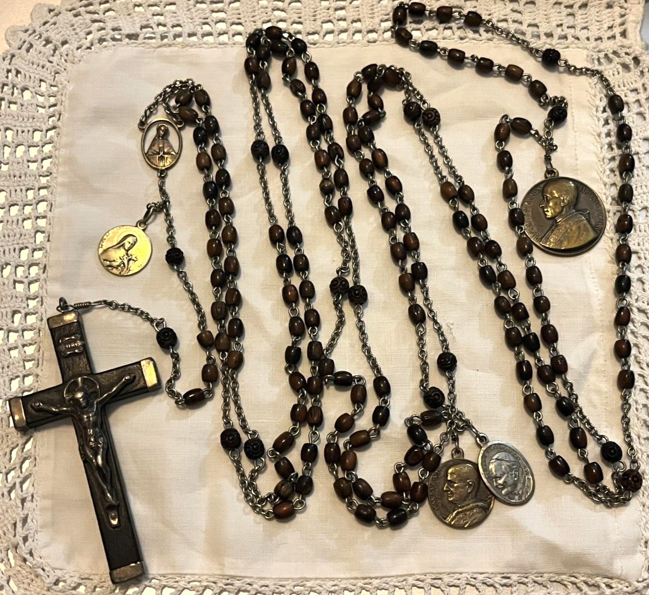 ANTIQUE 1920 CARMELITE NUNS 15 DECADE HABIT ROSARY W/ EXTRA HOLY MEDALS WOW