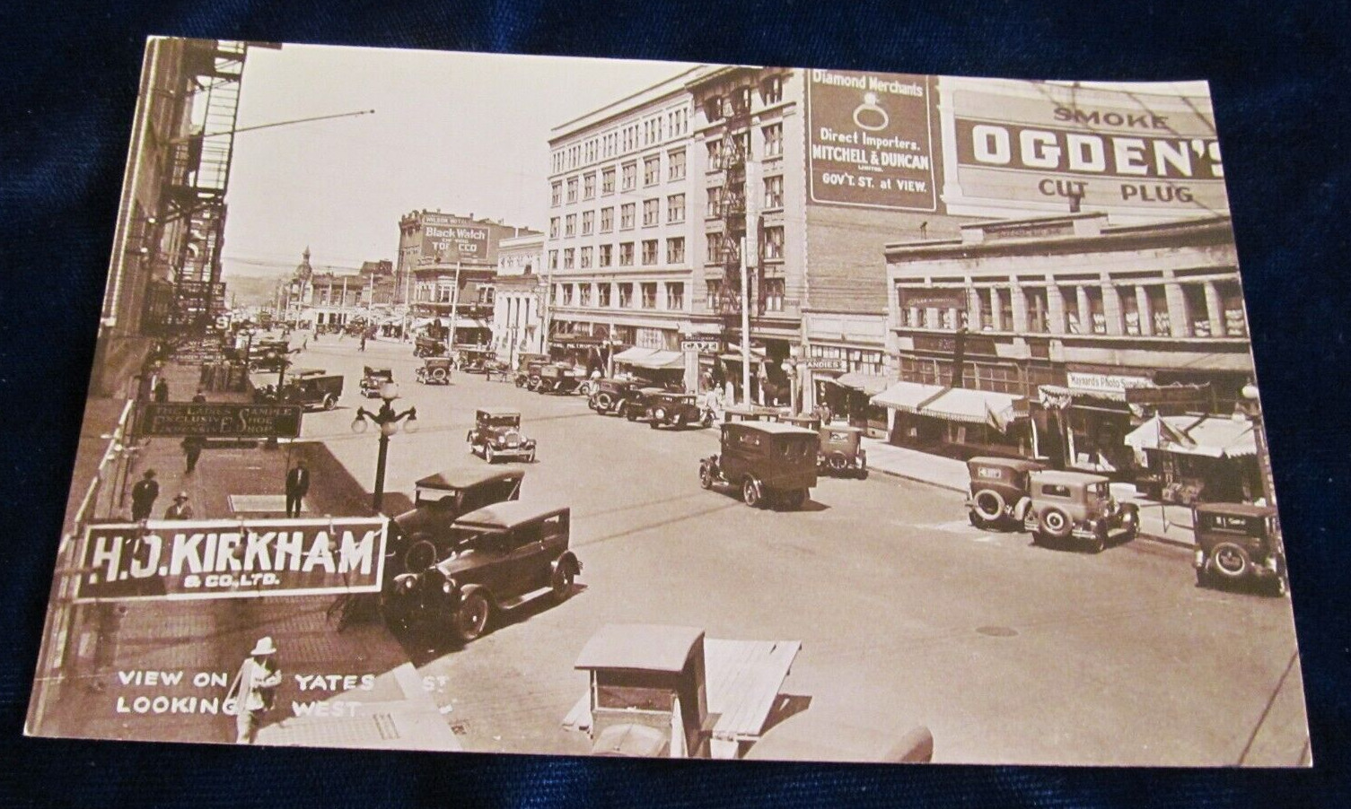 RPPC 1930\'s Yates Ave, Victoria, British Columbia cars, Hollywood Cafe + lots of