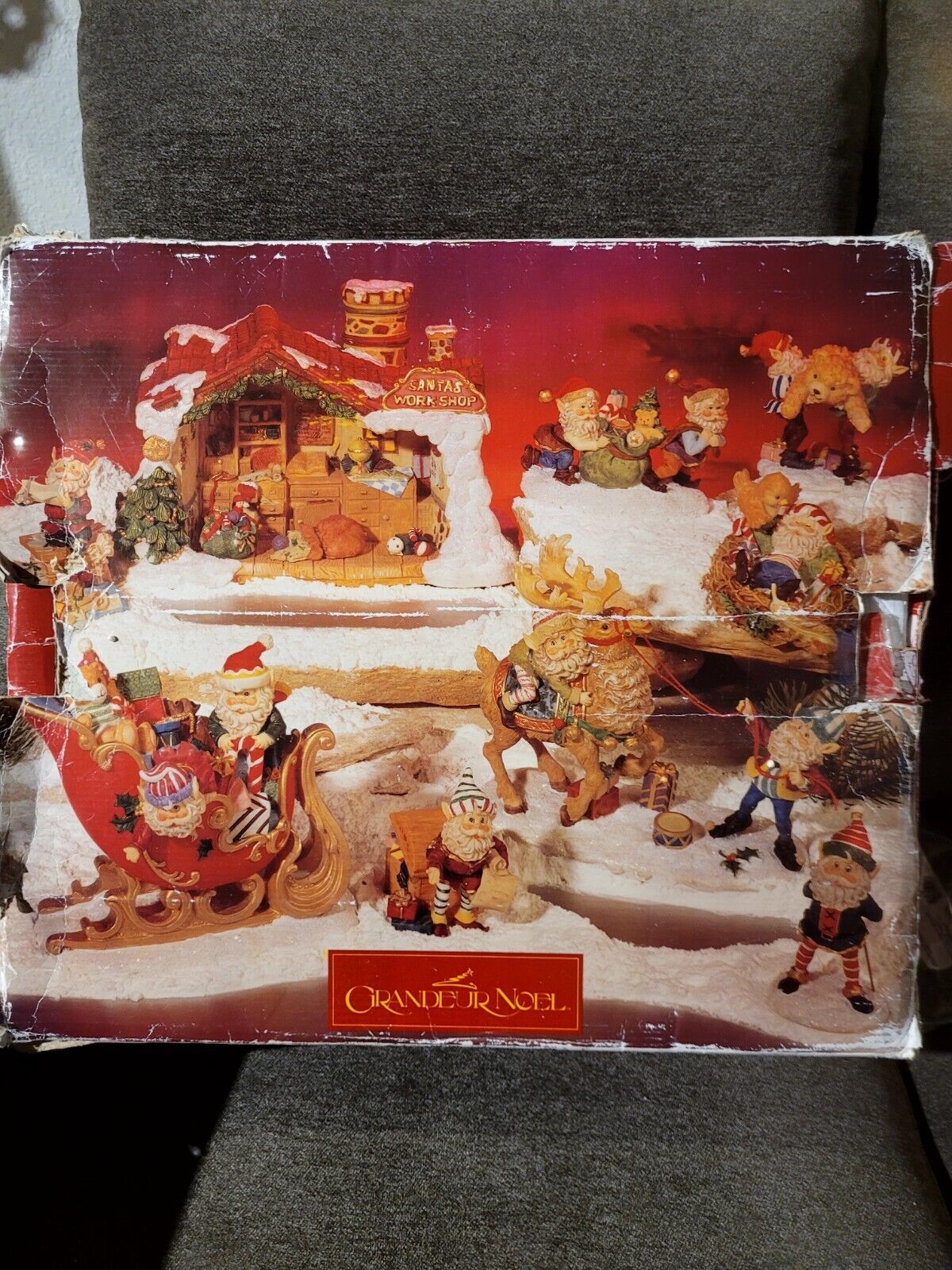 Rare Grandeur Noel Collectors Edition 7 - Piece Santa's Workkshop 