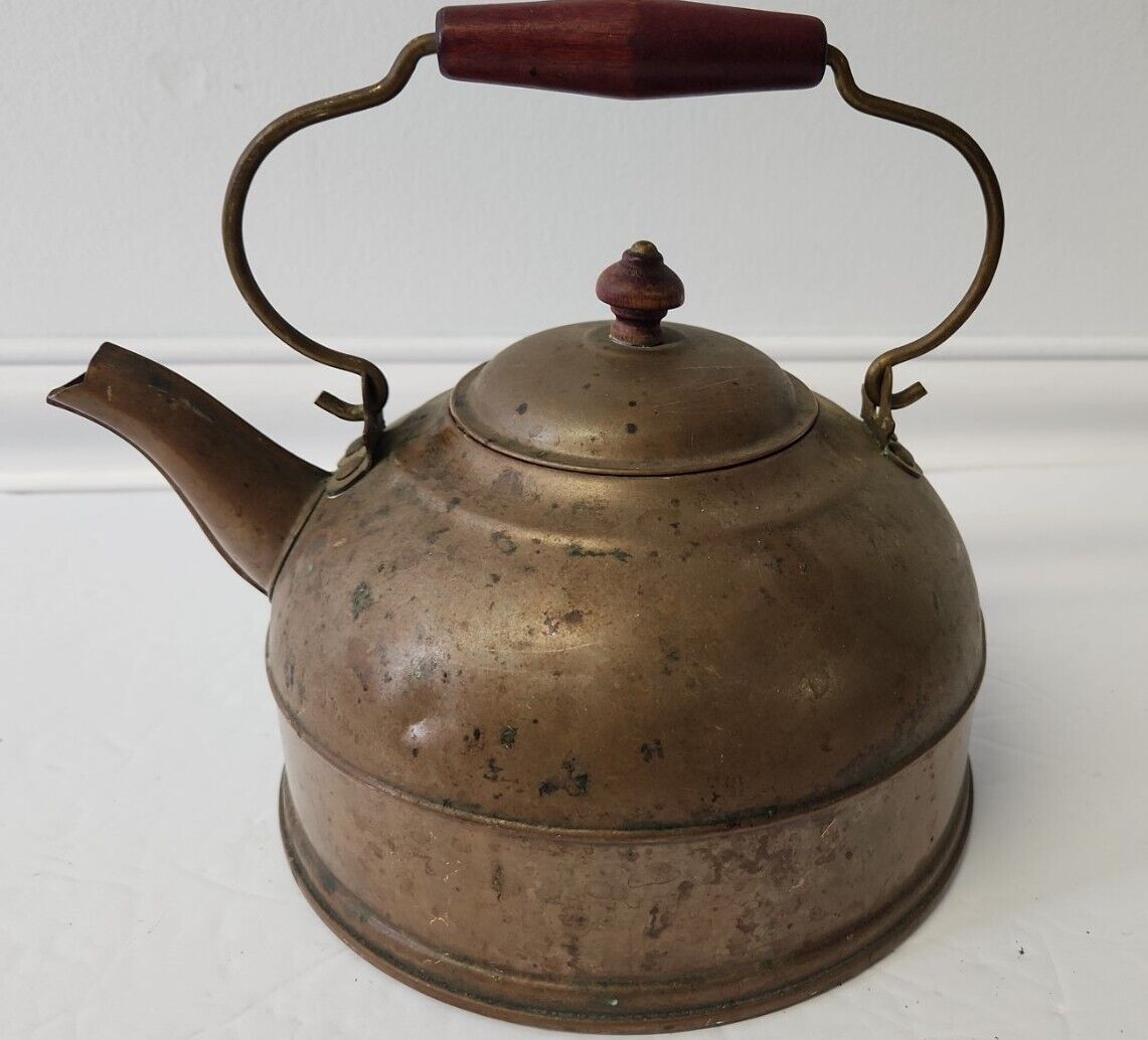 Vintage Revere Ware 1801 Copper Teapot Tea Kettle Wood Handle Made in Rome NY 
