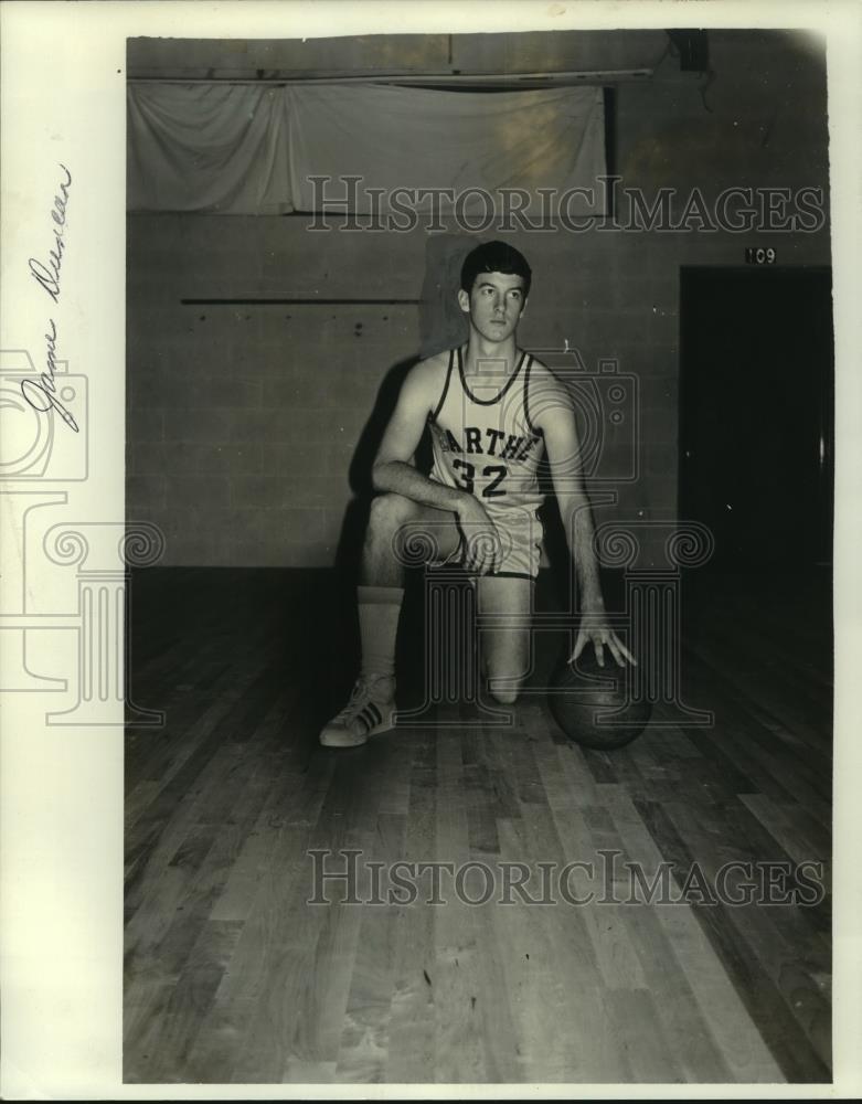 1972 Press Photo Basketball Player James Duncan - noo12293