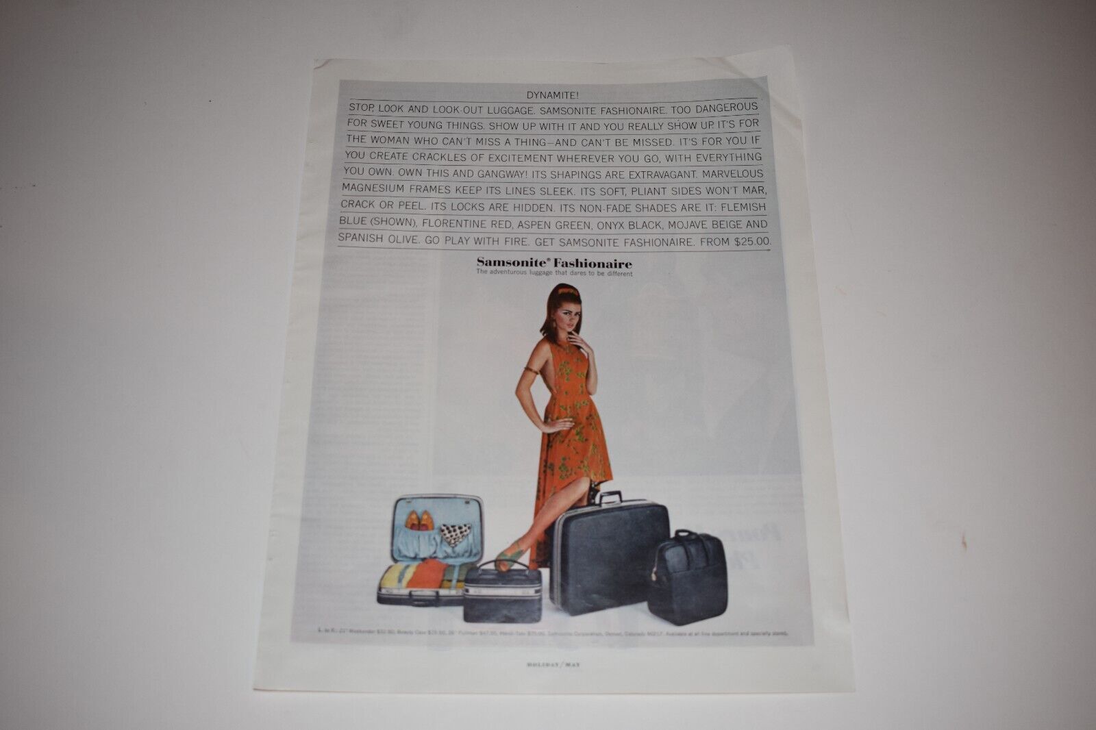 Vintage 1966 Samsonite Fashionaire Luggage Print Ad.