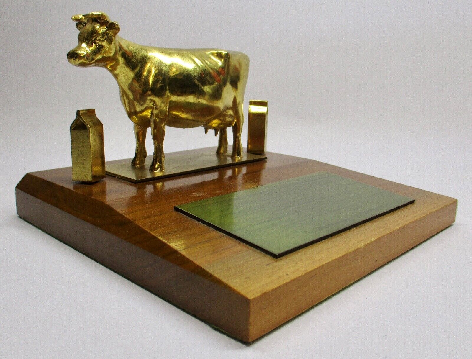 VTG Balfour Trophy Metal Dairy Cow w 2 Milk Cartons on Wooden Base NOT ENGRAVED