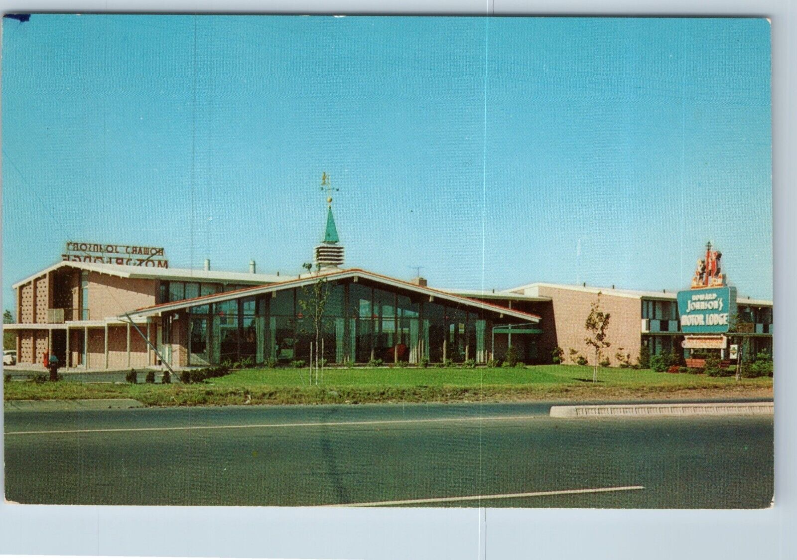Postcard Howards Johnsons Motor Lodge Ridgefield Park New Jersey c1950s