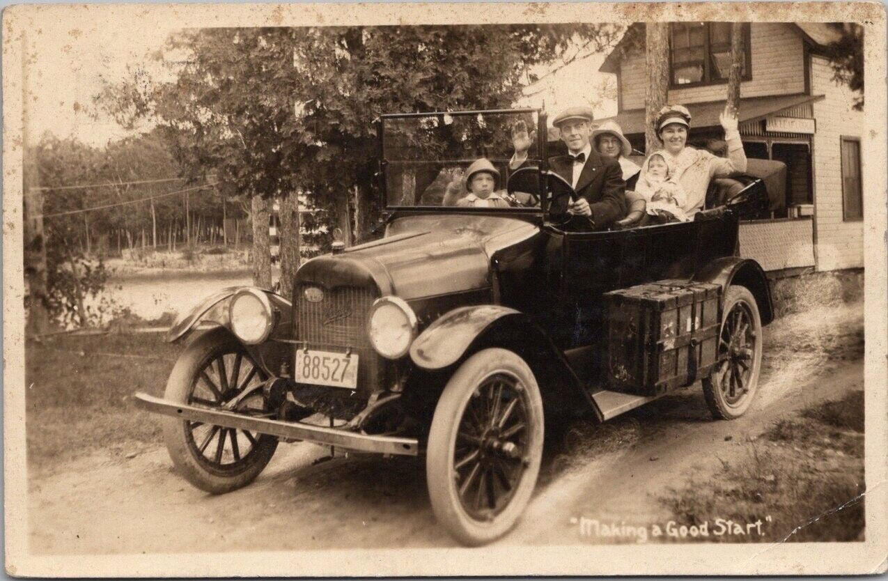 1916 North Ferrisburg, Vermont RPPC Postcard Pastor GEORGE HEATH & Family in Car