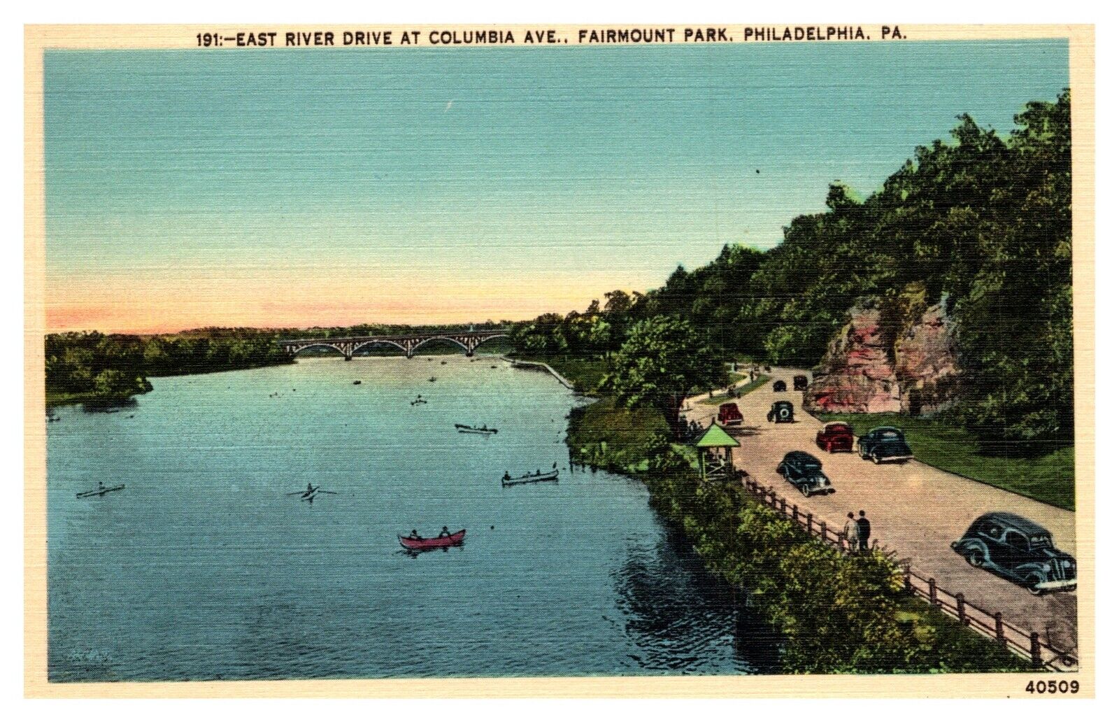 Philadelphia PA East River Dr. at Columbia Ave. Fairmount Park Linen Postcard