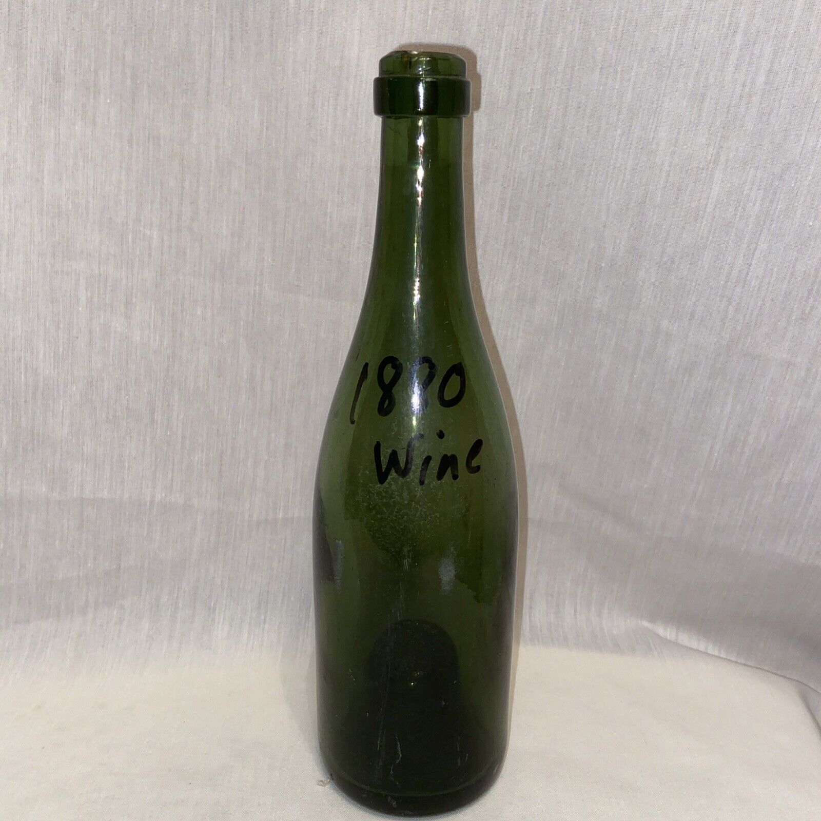 Green ANTIQUE BOTTLE wine Century glass vintage 1880