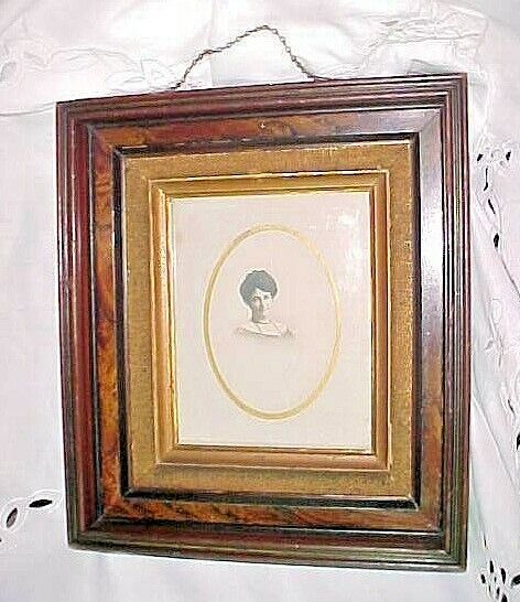  Antique Victorian WOOD Frame WONDERFUL OLD PHOTO Beautiful LADY w chain hanger