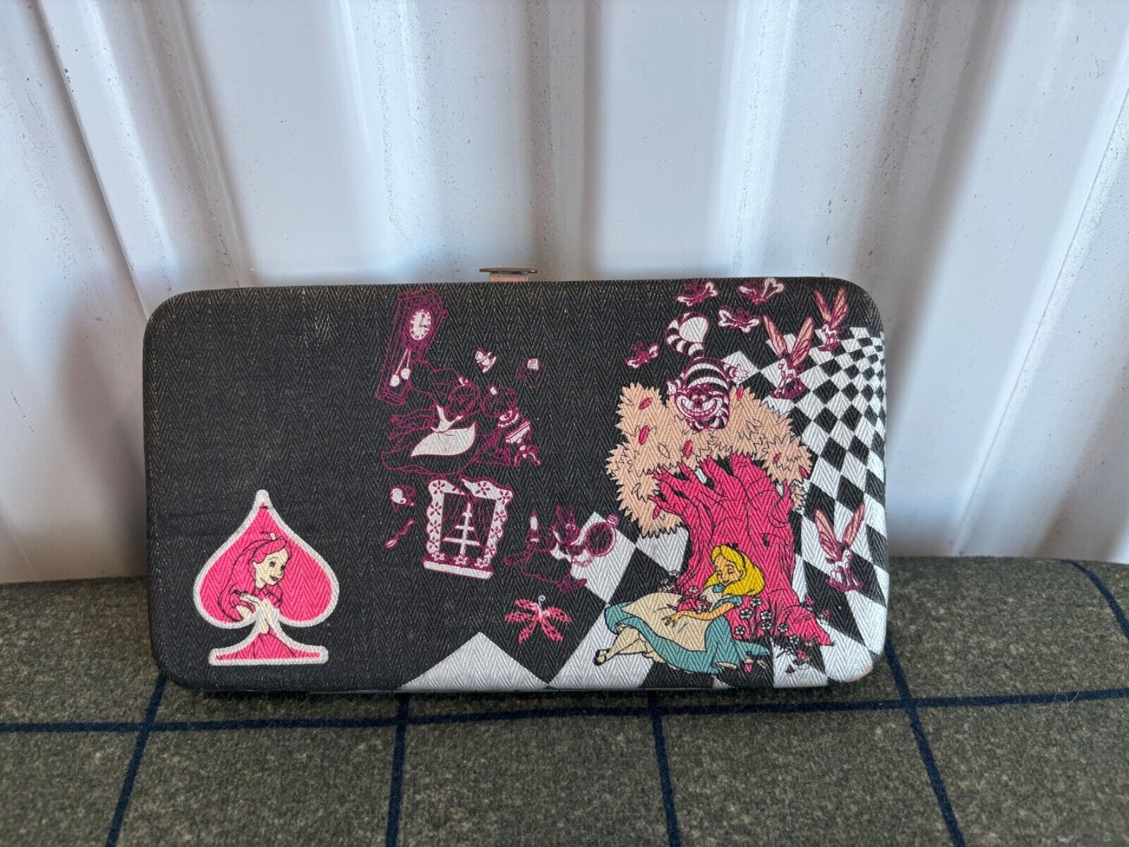 Disney Couture by Loop Alice In Wonderland Checkbook Wallet W/Push Button Clasp