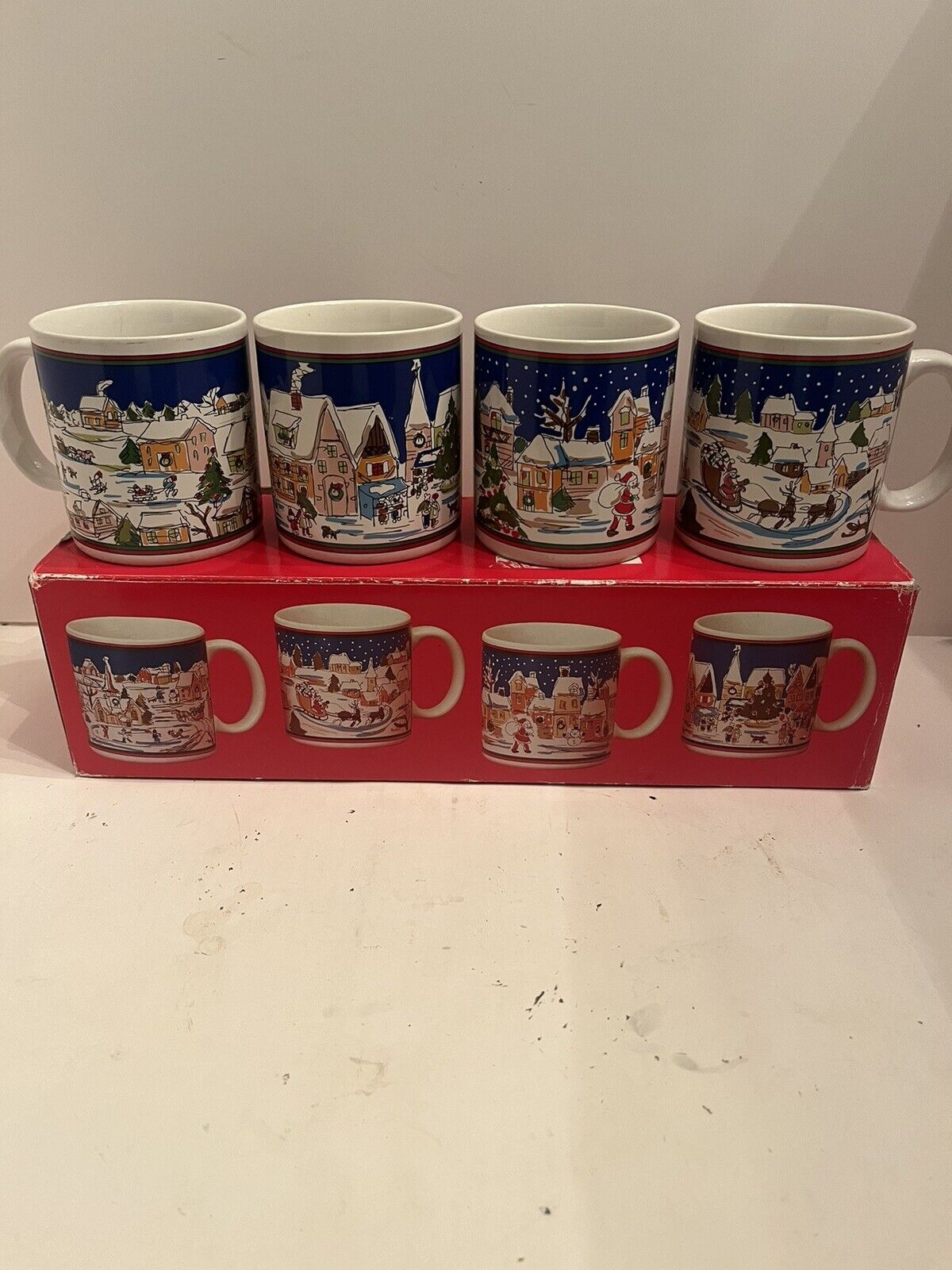 mugs stoneware set of 4 Christmas Cups Made In Japan NOS