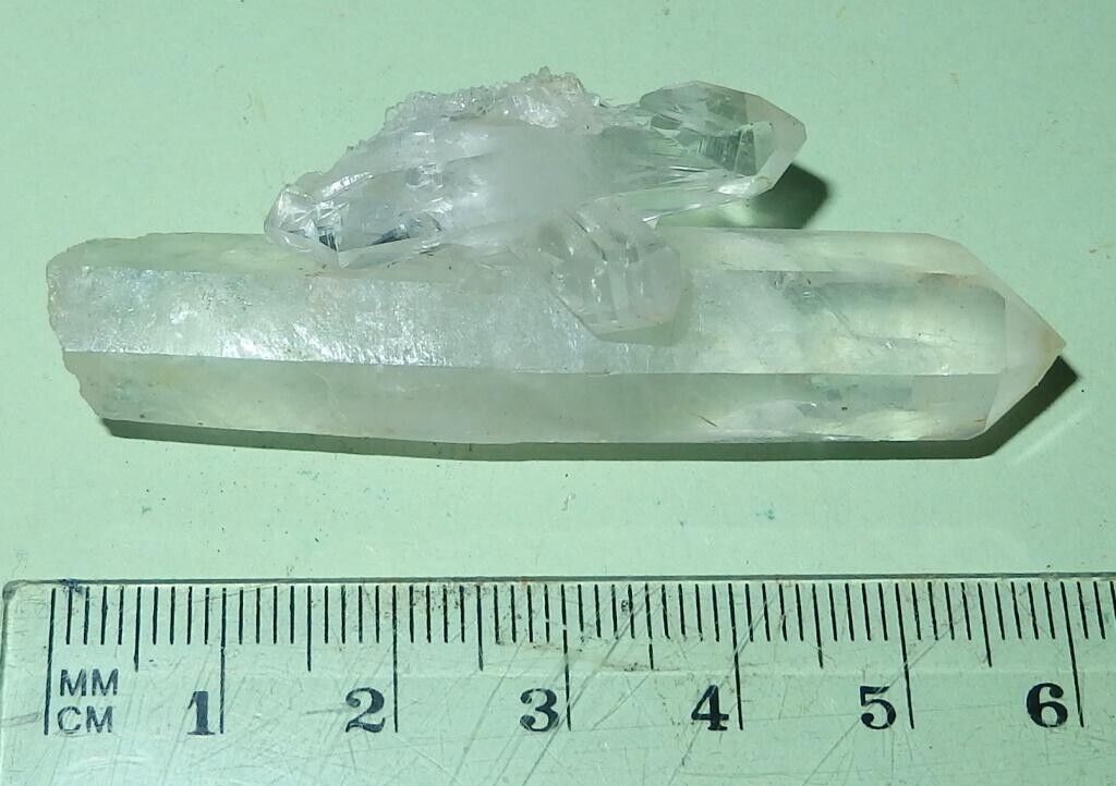 Quartz crystal specimen  - Malagasy Mineral/Crystal specimen - 60x15mm  #xxl15