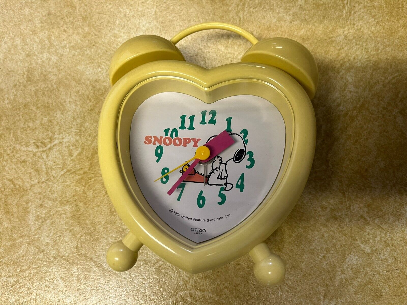 Snoopy/Peanuts Vintage Citizen Japan Quartz Alarm clock