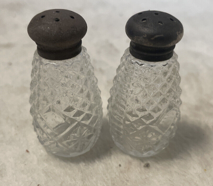 Mini 2” Vintage Salt & Pepper Shaker