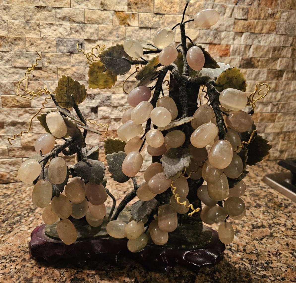 Jade Stone Grapes - Bonsai design