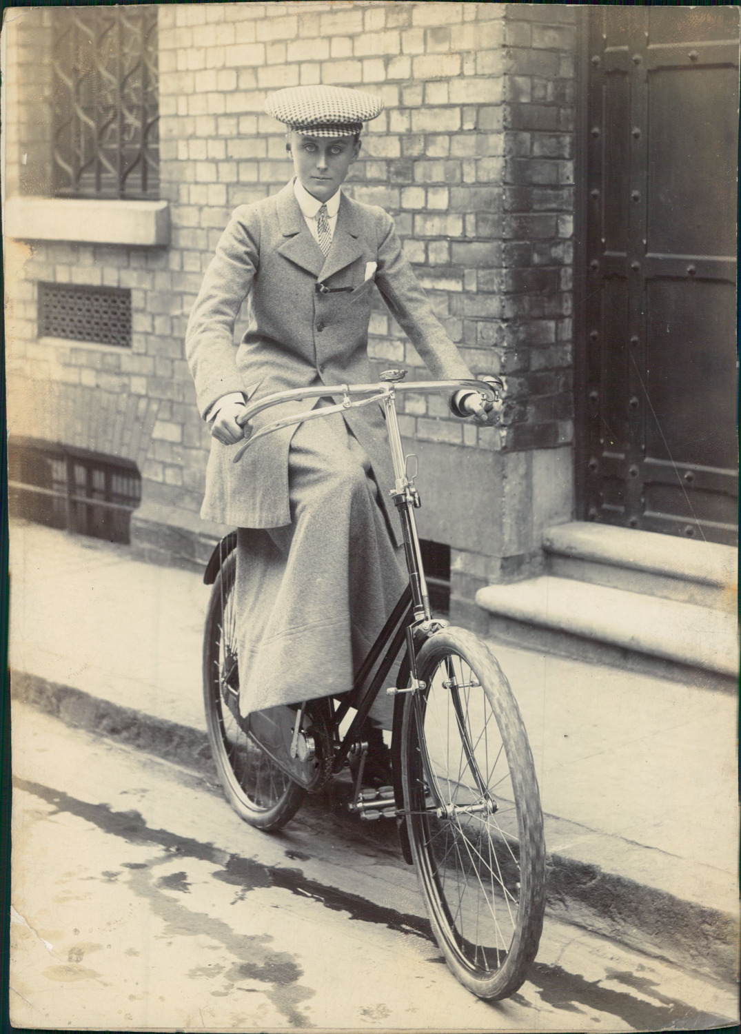 Lady Idma Brassey, Society Cyclist Vintage Albumen Print Print ar