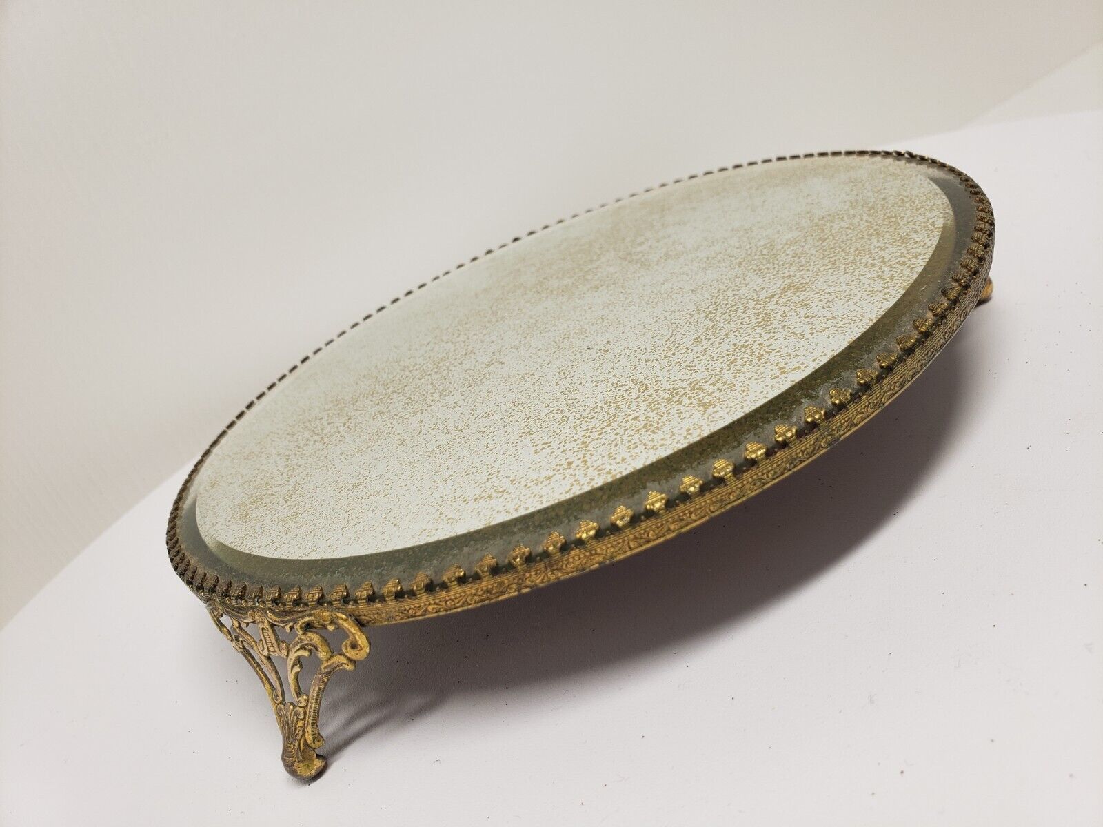 Vintage Brass Trimmed Mirror Plateau Elegant Round Vanity Display Tray D8