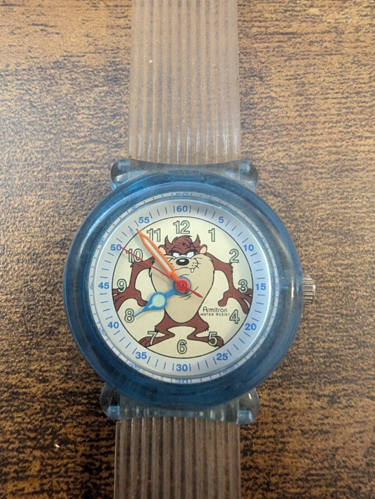 Avon 1998 Looney Tunes Taz Vintage Watch Not Tested
