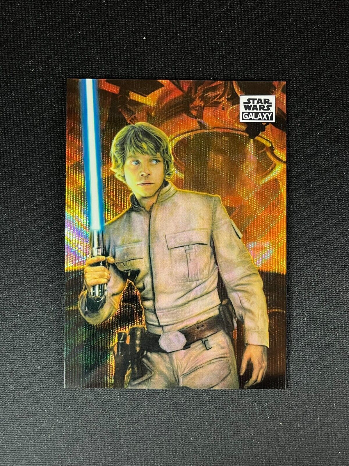 Luke Skywalker 2021 Topps Chrome Star Wars Galaxy Wave Refractor Card #34 (25/99