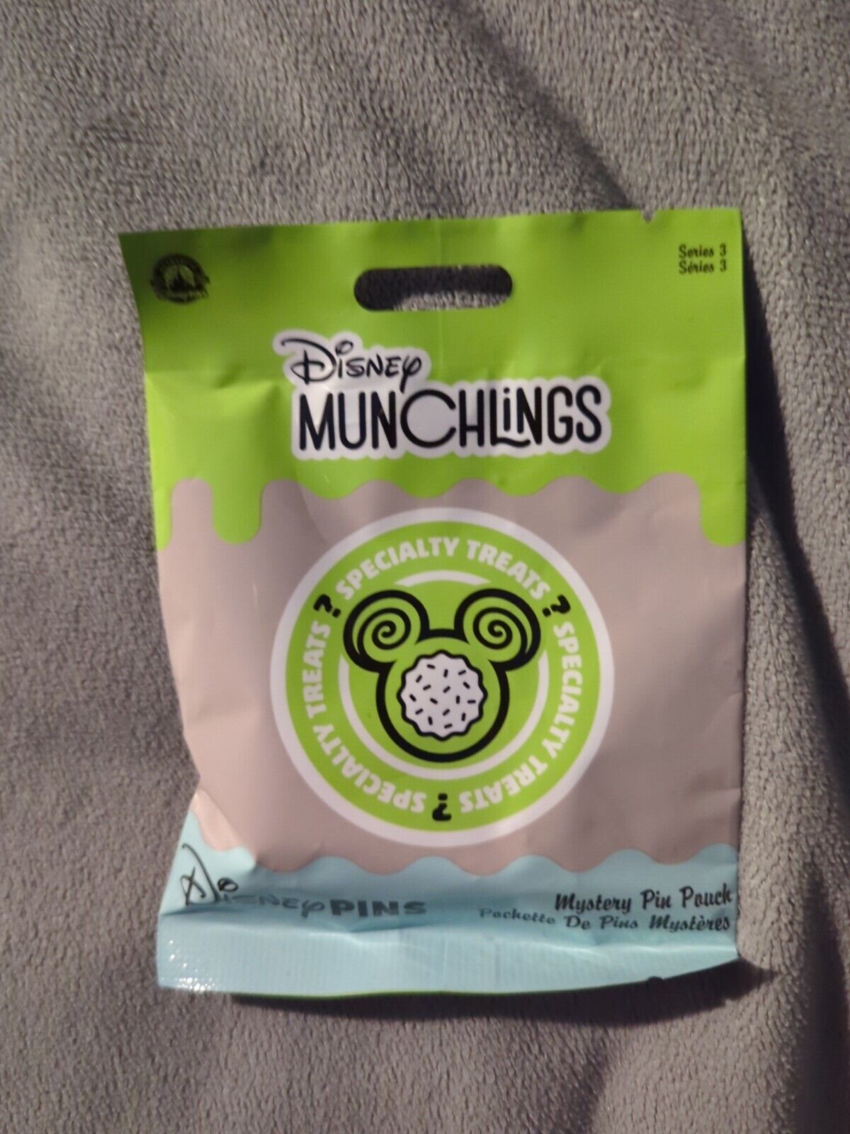 Disney Munchlings Series 3 Mystery Collectible 5 Pin Pack Disney New Unopened