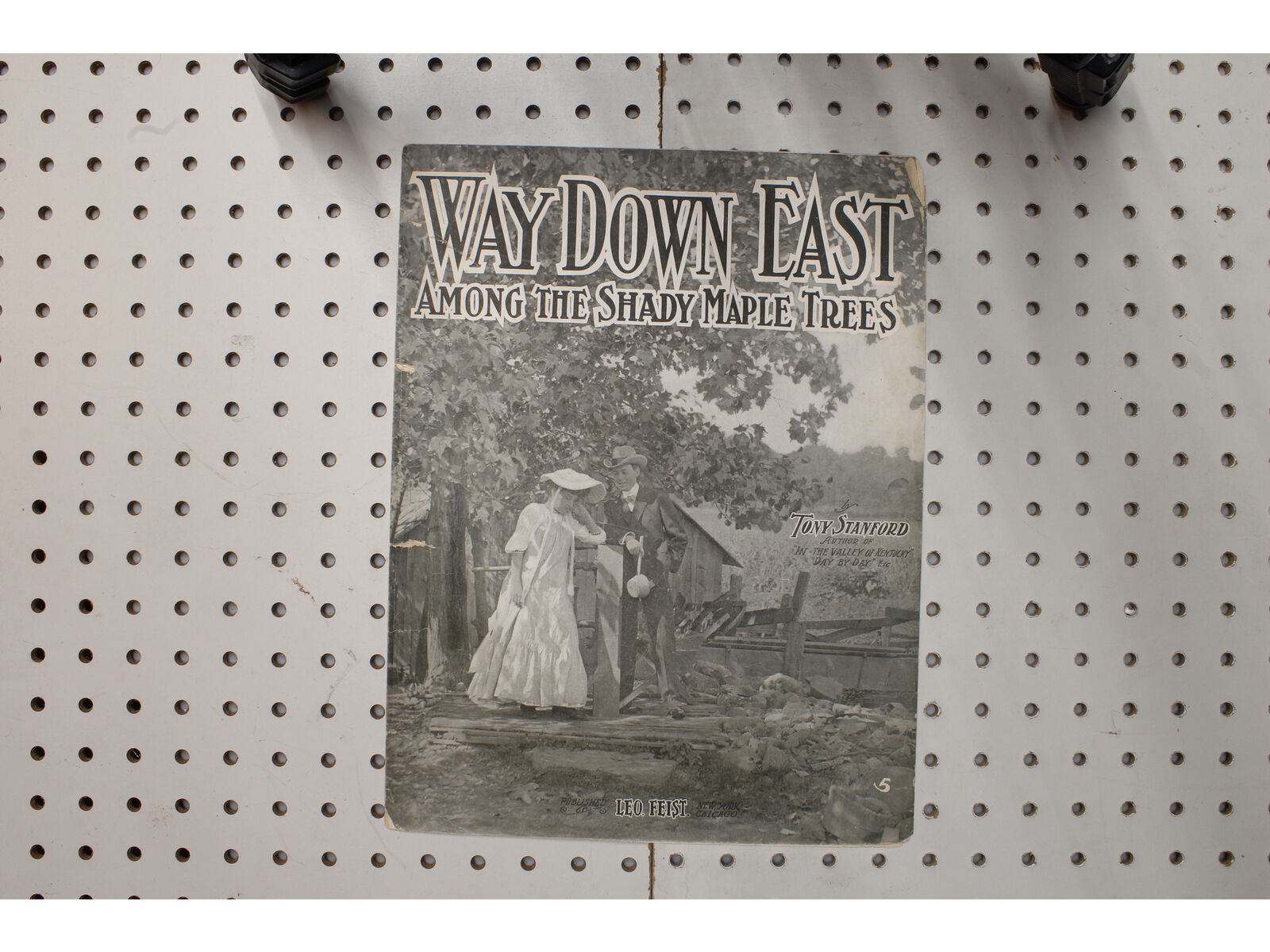 1904 - Way down East among the shady maple trees - Sheet Music