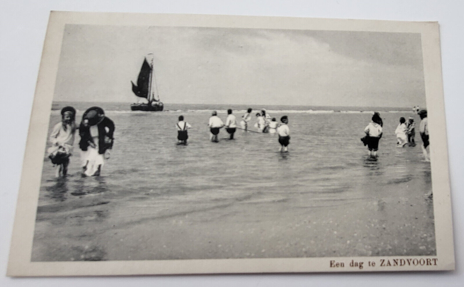 VTG 1910 PC YOUNG CHILDREN ENJOYING A DAY AT BEACH ZANDVOORT NETHERLANDS