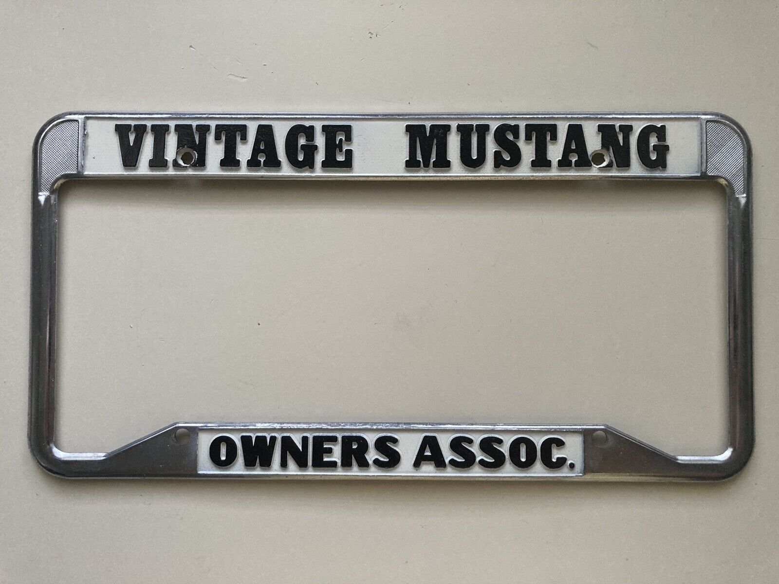 NOS Vintage Mustang Owners Association License Plate Frame Ford 65 66 67 68 69